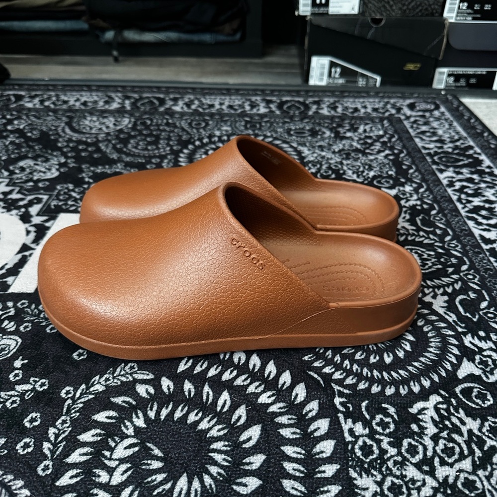 CROCS Tan Slip-On Clogs